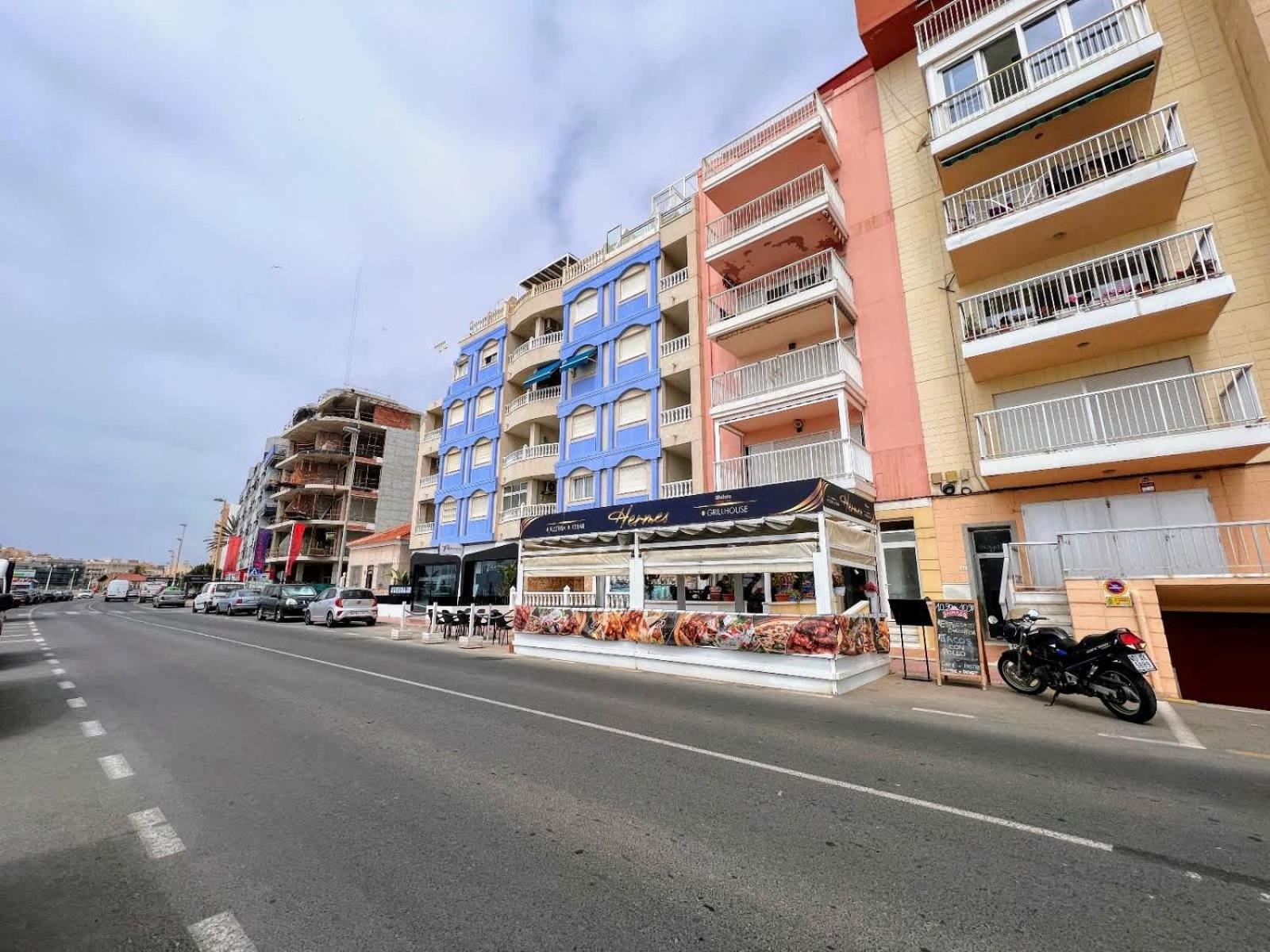 Welcoming Seafront Apartment Tv15 Torrevieja Exterior photo